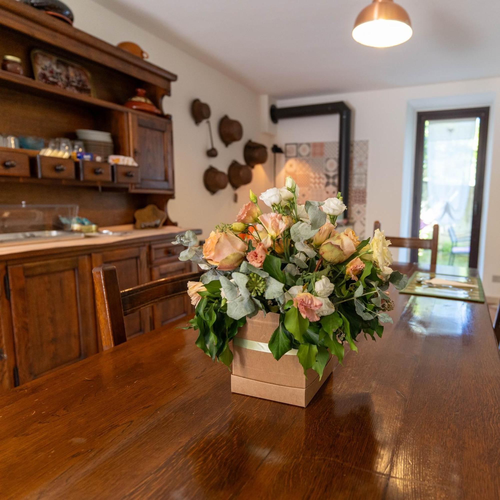 Bed and Breakfast A Casa Di Tom Сант'Амброджо-ді-Вальполічелла Екстер'єр фото