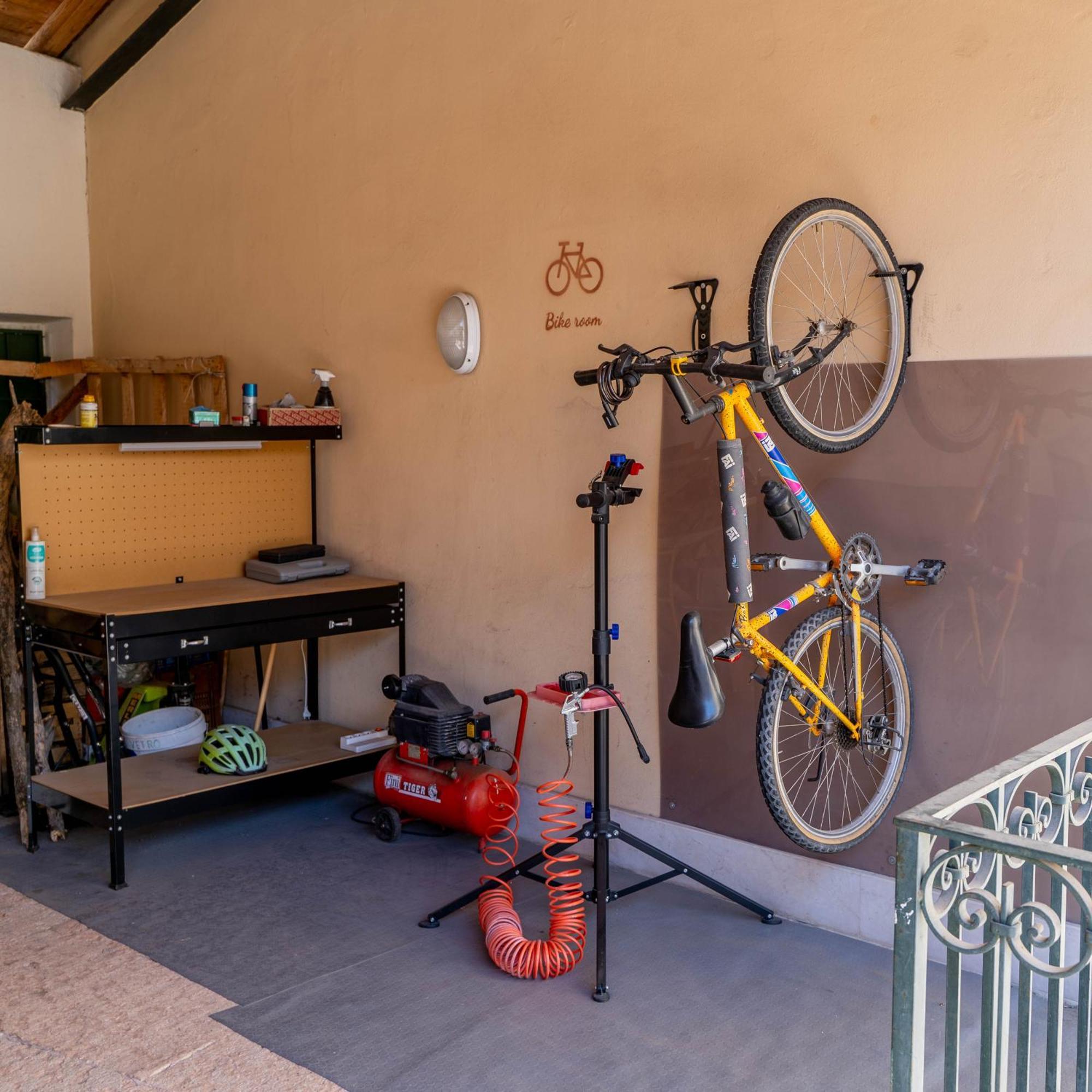 Bed and Breakfast A Casa Di Tom Сант'Амброджо-ді-Вальполічелла Екстер'єр фото